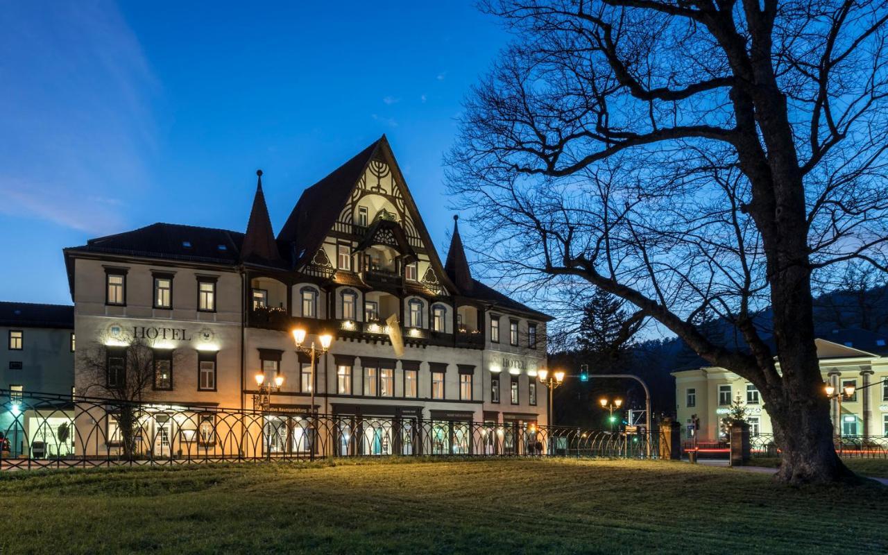 Hotel Saechsischer Hof ไมนิงเงิน ภายนอก รูปภาพ