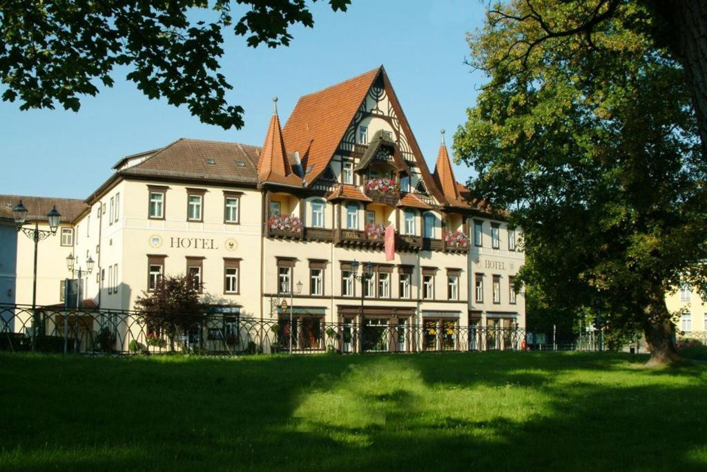Hotel Saechsischer Hof ไมนิงเงิน ภายนอก รูปภาพ