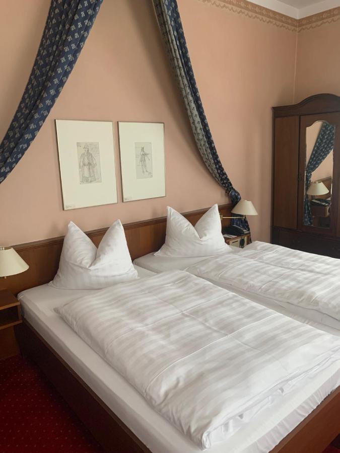 Hotel Saechsischer Hof ไมนิงเงิน ภายนอก รูปภาพ